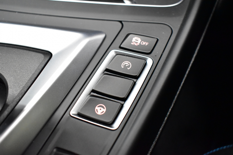 BMW Mシリーズ M2 ｺﾝﾍﾟﾃｨｼｮﾝ MDCT 7速DCT LCI後期  ﾊｰﾏﾝｶｰﾄﾞﾝ 専用410馬力ｴﾝｼﾞﾝ LEDﾍｯﾄﾞﾗｲﾄ&ﾃｰﾙ ﾋｰﾀｰ付黒革 ﾀｯﾁﾊﾟﾈﾙHDDﾅﾋﾞBｶﾒﾗ 19AW 衝突軽減ﾌﾞﾚｰｷ 車線逸脱＆歩行者警告  Mｼｰﾄﾍﾞﾙﾄ 2年保証