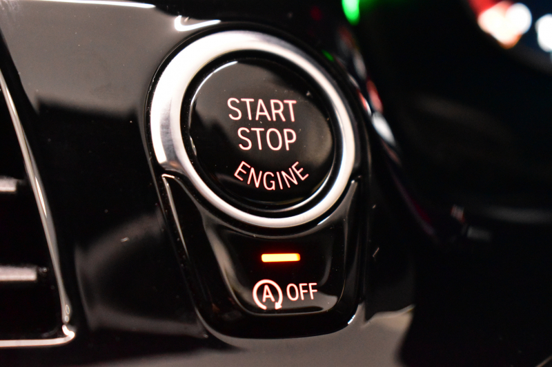 BMW 5シリーズ 523iﾂｰﾘﾝｸﾞ Mｽﾎﾟｰﾂ ｲﾉﾍﾞｰｼｮﾝ&ﾊｲﾗｲﾝP 全席ﾋｰﾀｰ付黒革 ｼﾞｪｽﾁｬｰC付ﾀｯﾁﾊﾟﾈﾙHDDﾅﾋﾞ 全周囲ｶﾒﾗ ﾜｲﾔﾚｽ充電 液晶ﾒｰﾀｰ 追従ACC HUD ｱﾀﾞﾌﾟﾃｨﾌﾞLEDﾍｯﾄﾞﾗｲﾄ 車線変更&逸脱&歩行者警告 19AW  2年保証