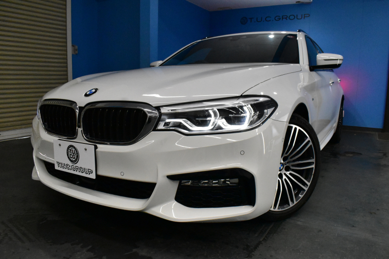 BMW 5シリーズ 523iﾂｰﾘﾝｸﾞ Mｽﾎﾟｰﾂ ｲﾉﾍﾞｰｼｮﾝ&ﾊｲﾗｲﾝP 全席ﾋｰﾀｰ付黒革 ｼﾞｪｽﾁｬｰC付ﾀｯﾁﾊﾟﾈﾙHDDﾅﾋﾞ 全周囲ｶﾒﾗ ﾜｲﾔﾚｽ充電 液晶ﾒｰﾀｰ 追従ACC HUD ｱﾀﾞﾌﾟﾃｨﾌﾞLEDﾍｯﾄﾞﾗｲﾄ 車線変更&逸脱&歩行者警告 19AW  2年保証