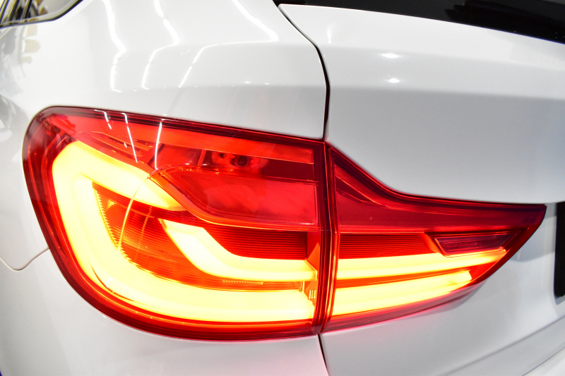 BMW 5シリーズ 523iﾂｰﾘﾝｸﾞ Mｽﾎﾟｰﾂ ｲﾉﾍﾞｰｼｮﾝ&ﾊｲﾗｲﾝP 全席ﾋｰﾀｰ付黒革 ｼﾞｪｽﾁｬｰC付ﾀｯﾁﾊﾟﾈﾙHDDﾅﾋﾞ 全周囲ｶﾒﾗ ﾜｲﾔﾚｽ充電 液晶ﾒｰﾀｰ 追従ACC HUD ｱﾀﾞﾌﾟﾃｨﾌﾞLEDﾍｯﾄﾞﾗｲﾄ 車線変更&逸脱&歩行者警告 19AW  2年保証