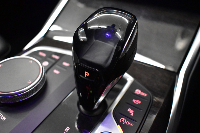 BMW 3シリーズ 330i Mｽﾎﾟｰﾂ 高出力ﾓﾃﾞﾙ ﾌｧｽﾄﾄﾗｯｸ&ﾊｲﾗｲﾝ&ｺﾝﾌｫｰﾄP ﾋｰﾀｰ付黒革 可変Mｻｽ 19AW Mｽﾎﾟｰﾂﾌﾞﾚｰｷ&ﾃﾞﾌ ACC HUD 全周囲ｶﾒﾗ ﾗｲﾌﾞｺｯｸﾋﾟｯﾄ ﾀｯﾁﾊﾟﾈﾙﾅﾋﾞｱｯﾌﾟﾙｶｰﾌﾟﾚｲ 電動ﾄﾗﾝｸ ｳｯﾄﾞｲﾝﾃﾘｱ 2年保証