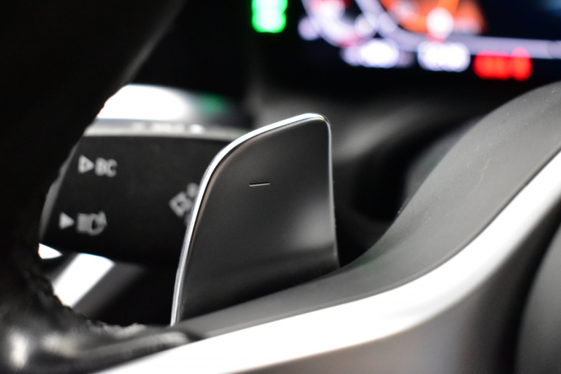 BMW 3シリーズ 330i Mｽﾎﾟｰﾂ 高出力ﾓﾃﾞﾙ ﾌｧｽﾄﾄﾗｯｸ&ﾊｲﾗｲﾝ&ｺﾝﾌｫｰﾄP ﾋｰﾀｰ付黒革 可変Mｻｽ 19AW Mｽﾎﾟｰﾂﾌﾞﾚｰｷ&ﾃﾞﾌ ACC HUD 全周囲ｶﾒﾗ ﾗｲﾌﾞｺｯｸﾋﾟｯﾄ ﾀｯﾁﾊﾟﾈﾙﾅﾋﾞｱｯﾌﾟﾙｶｰﾌﾟﾚｲ 電動ﾄﾗﾝｸ ｳｯﾄﾞｲﾝﾃﾘｱ 2年保証