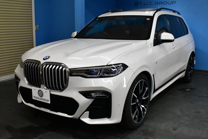 BMW X7 xDrive 35d Mｽﾎﾟｰﾂ  6人乗り ｳｪﾙﾈｽP ｽｶｲﾗｳﾝｼﾞﾊﾟﾉﾗﾏｻﾝR  ﾘｱｼｰﾄｴﾝﾀｰﾃｲﾝﾒﾝﾄ  ﾚｰｻﾞｰLED 全席ﾋｰﾀｰ付茶革 Fﾏｯｻｰｼﾞ&ﾍﾞﾝﾁ ﾊｰﾏﾝｶｰﾄﾞﾝ 22AW  ACC HUD ｼﾙﾊﾞｰｸﾞﾚｰｳｯﾄﾞﾄﾘﾑ ﾗｲﾌﾞｺｸﾋﾟｯﾄ ﾀｯﾁﾊﾟﾈﾙﾅﾋﾞTV全周囲ｶﾒﾗ 2年保証