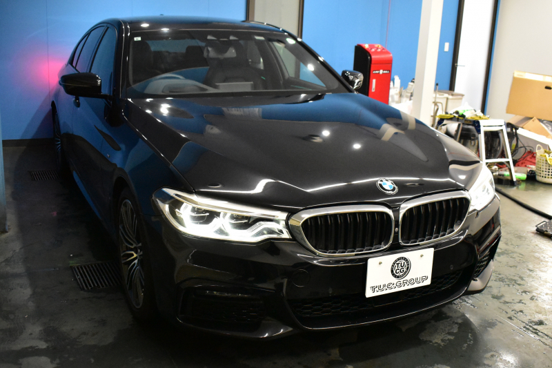 BMW 5シリーズ 530i Mｽﾎﾟｰﾂ ﾊｲﾗｲﾝP 型式変更後（JR20） 高出力ﾓﾃﾞﾙ 全面液晶ﾒｰﾀｰ  全席ﾋｰﾀｰ付黒革 LEDﾍｯﾄﾞﾗｲﾄ 追従ACC HUD Mｽﾎﾟｰﾂﾌﾞﾚｰｷ 19AW 車線変更警告 ﾀｯﾁﾊﾟﾈﾙ対応iﾄﾞﾗｲﾌﾞHDDﾅﾋﾞﾌﾙｾｸﾞ全周囲ｶﾒﾗ 3Dﾋﾞｭｰ 電動ﾄﾗﾝｸ 2年保証
