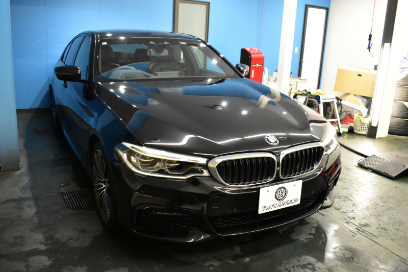 BMW 5シリーズ 530i Mｽﾎﾟｰﾂ ﾊｲﾗｲﾝP 型式変更後（JR20） 高出力ﾓﾃﾞﾙ 全面液晶ﾒｰﾀｰ  全席ﾋｰﾀｰ付黒革 LEDﾍｯﾄﾞﾗｲﾄ 追従ACC HUD Mｽﾎﾟｰﾂﾌﾞﾚｰｷ 19AW 車線変更警告 ﾀｯﾁﾊﾟﾈﾙ対応iﾄﾞﾗｲﾌﾞHDDﾅﾋﾞﾌﾙｾｸﾞ全周囲ｶﾒﾗ 3Dﾋﾞｭｰ 電動ﾄﾗﾝｸ 2年保証