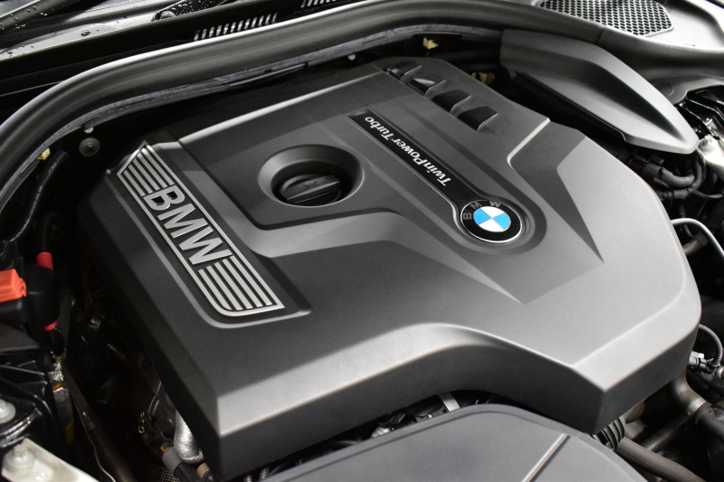 BMW 5シリーズ 523i Mｽﾎﾟｰﾂ ｻﾝﾙｰﾌ ｲﾉﾍﾞｰｼｮﾝ&ﾊｲﾗｲﾝP ｱﾀﾞﾌﾟﾃｨﾌﾞLEDﾍｯﾄﾞﾗｲﾄ 全席ﾋｰﾀｰ付白革 追従ACC HUD ｼﾞｪｽﾁｬｰC付ﾀｯﾁﾊﾟﾈﾙHDDﾅﾋﾞ全周囲ｶﾒﾗ ﾜｲﾔﾚｽ充電 車線変更&逸脱&歩行者警告 Pｱｼｽﾄ 液晶ﾒｰﾀｰ 19AW 2年保証