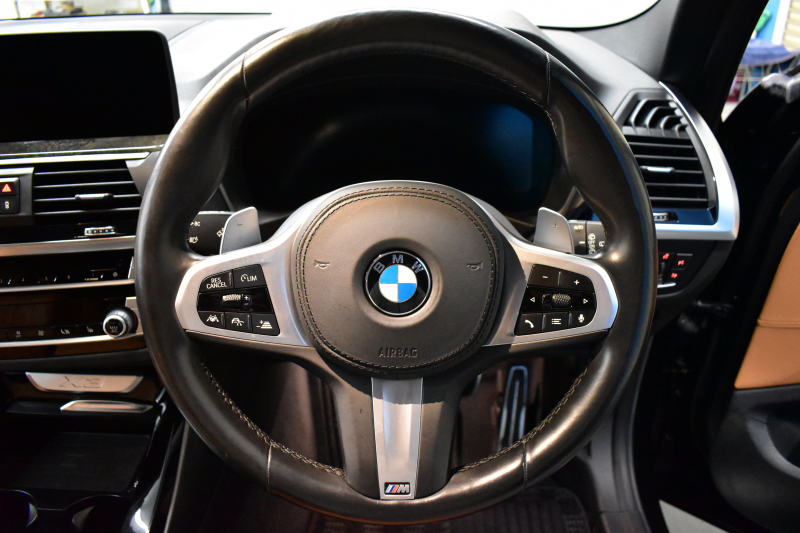 BMW X3 Xﾄﾞﾗｲﾌﾞ20d Mｽﾎﾟｰﾂ ｾﾚｸﾄ&ﾊｲﾗｲﾝP ﾊﾟﾉﾗﾏｻﾝR 型式変更後ﾓﾃﾞﾙ（UZ20） harman/kardon ﾗｲﾌﾞｺｯｸﾋﾟｯﾄ  20AW LEDﾍｯﾄﾞﾗｲﾄ 追従ACC HUD 全席ﾋｰﾀｰ付茶革 LCW ﾀｯﾁﾊﾟﾈﾙﾅﾋﾞﾌﾙｾｸﾞ全周囲ｶﾒﾗ3Dﾋﾞｭｰ  電動Rｹﾞｰﾄ ﾜｲﾔﾚｽ充電  2年保証