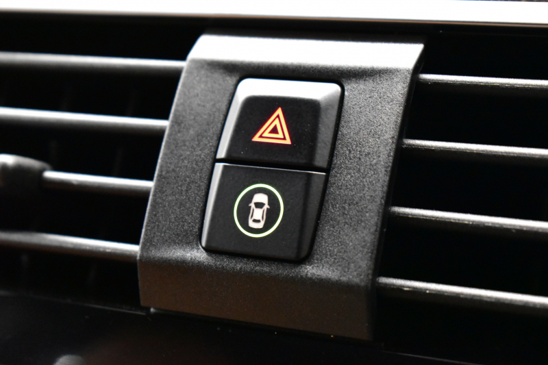 BMW X3 Xﾄﾞﾗｲﾌﾞ20d Mｽﾎﾟｰﾂ ｾﾚｸﾄ&ﾊｲﾗｲﾝP ﾊﾟﾉﾗﾏｻﾝR 型式変更後ﾓﾃﾞﾙ（UZ20） harman/kardon ﾗｲﾌﾞｺｯｸﾋﾟｯﾄ  20AW LEDﾍｯﾄﾞﾗｲﾄ 追従ACC HUD 全席ﾋｰﾀｰ付茶革 LCW ﾀｯﾁﾊﾟﾈﾙﾅﾋﾞﾌﾙｾｸﾞ全周囲ｶﾒﾗ3Dﾋﾞｭｰ  電動Rｹﾞｰﾄ ﾜｲﾔﾚｽ充電  2年保証