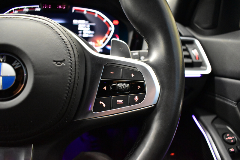 BMW 3シリーズ 330iﾂｰﾘﾝｸﾞ Mｽﾎﾟｰﾂ 高出力 ﾊｲﾗｲﾝ&ｺﾝﾌｫｰﾄP LEDﾍｯﾄﾞﾗｲﾄ ﾋｰﾀｰ付黒革 全周囲ｶﾒﾗ ACC Mｽﾎﾟｰﾂﾌﾞﾚｰｷ ﾀｯﾁﾊﾟﾈﾙﾅﾋﾞ ｱｯﾌﾟﾙｶｰﾌﾟﾚｲ 電動Rｹﾞｰﾄ ﾜｲﾔﾚｽ充電 18AW 2年保証