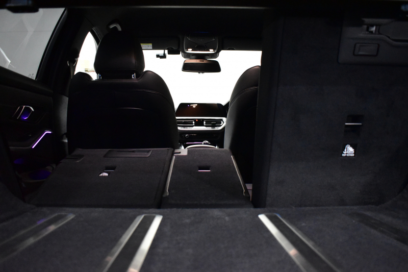 BMW 3シリーズ 330iﾂｰﾘﾝｸﾞ Mｽﾎﾟｰﾂ 高出力 ﾊｲﾗｲﾝ&ｺﾝﾌｫｰﾄP LEDﾍｯﾄﾞﾗｲﾄ ﾋｰﾀｰ付黒革 全周囲ｶﾒﾗ ACC Mｽﾎﾟｰﾂﾌﾞﾚｰｷ ﾀｯﾁﾊﾟﾈﾙﾅﾋﾞ ｱｯﾌﾟﾙｶｰﾌﾟﾚｲ 電動Rｹﾞｰﾄ ﾜｲﾔﾚｽ充電 18AW 2年保証