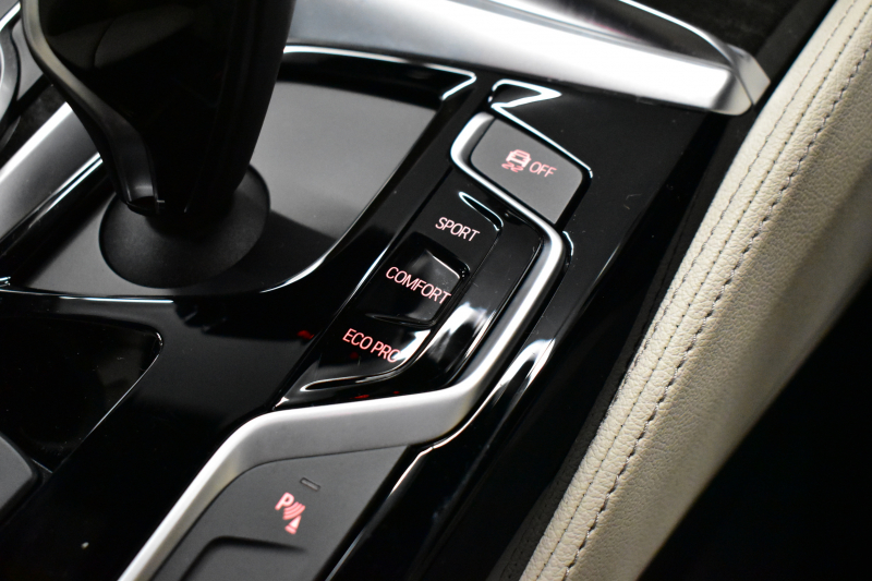 BMW 5シリーズ 523d Mｽﾎﾟｰﾂ ﾊｲﾗｲﾝP Indivi20AW 全席ﾋｰﾀｰ付ｱｲﾎﾞﾘｰﾚｻﾞｰ ACｼｭﾆｯﾂｧｰFﾘｯﾌﾟ LEDﾍｯﾄﾞﾗｲﾄ 追従ACC 液晶ﾒｰﾀｰ ﾀｯﾁﾊﾟﾈﾙ対応iﾄﾞﾗｲﾌﾞHDDﾅﾋﾞﾌﾙｾｸﾞ 全周囲ｶﾒﾗ3Dﾋﾞｭｰ 車線変更&逸脱警告 衝突軽減ﾌﾞﾚｰｷ 電動ﾄﾗﾝｸ 2年保証