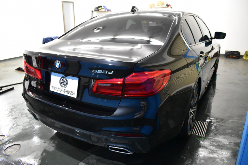 BMW 5シリーズ 523d Mｽﾎﾟｰﾂ ﾊｲﾗｲﾝP Indivi20AW 全席ﾋｰﾀｰ付ｱｲﾎﾞﾘｰﾚｻﾞｰ ACｼｭﾆｯﾂｧｰFﾘｯﾌﾟ LEDﾍｯﾄﾞﾗｲﾄ 追従ACC 液晶ﾒｰﾀｰ ﾀｯﾁﾊﾟﾈﾙ対応iﾄﾞﾗｲﾌﾞHDDﾅﾋﾞﾌﾙｾｸﾞ 全周囲ｶﾒﾗ3Dﾋﾞｭｰ 車線変更&逸脱警告 衝突軽減ﾌﾞﾚｰｷ 電動ﾄﾗﾝｸ 2年保証