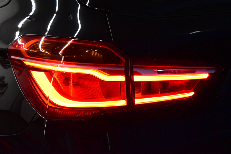 BMW X1 Xﾄﾞﾗｲﾌﾞ18d Mｽﾎﾟｰﾂ  4WD ﾊﾟﾉﾗﾏｻﾝﾙｰﾌ ﾋｰﾀｰ付黒革 ｱﾄﾞﾊﾞﾝｽﾄﾞｱｸﾃｨﾌﾞｾｰﾌﾃｨ&ｺﾝﾌｫｰﾄP 追従ACC HUD 19AW LEDﾍｯﾄﾞﾗｲﾄ ﾀｯﾁﾊﾟﾈﾙHDDﾅﾋﾞBｶﾒﾗ 前後PDC 衝突軽減B 車線逸脱&歩行者警告 電動Rｹﾞｰﾄ ｽﾏｰﾄｷｰ 2年保証