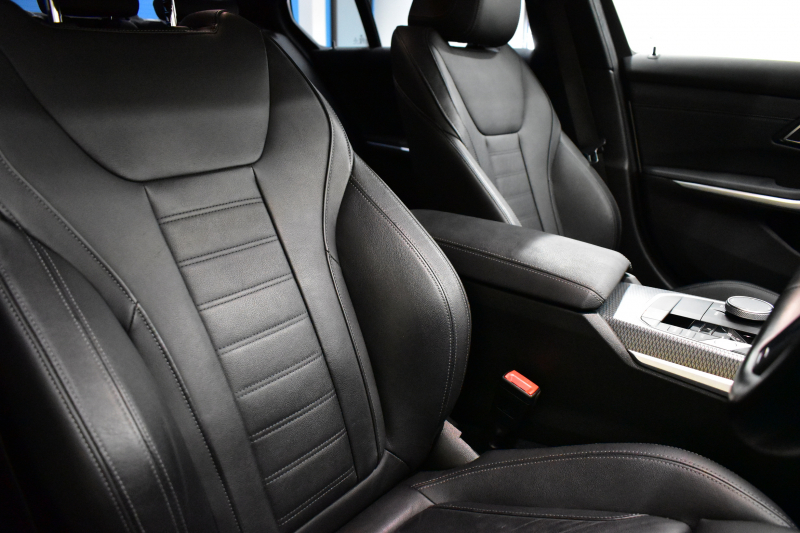 BMW 3シリーズ M340i xDrive LCI後期 ｶｰﾌﾞﾄﾞﾃﾞｨｽﾌﾟﾚｲ ﾋｰﾀｰ付黒革 LEDﾍｯﾄﾞﾗｲﾄ MﾃｸﾉﾛｼﾞｰP 可変Mｻｽ Mｽﾎﾟｰﾂﾌﾞﾚｰｷ&ﾃﾞﾌ 19AW  BMWﾗｲﾌﾞｺｯｸﾋﾟｯﾄ全周囲ｶﾒﾗ ｱｯﾌﾟﾙｶｰﾌﾟﾚｲ ACC HUD 車線変更&逸脱&歩行者警告 2年保証