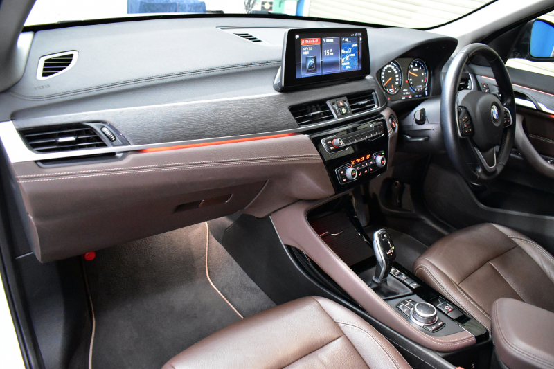 BMW X1 Xdrive18d Xﾗｲﾝ LCI後期 ﾌｪｲｽﾘﾌﾄ後ﾓﾃﾞﾙ 4WD ｱﾄﾞﾊﾞﾝｽﾄﾞｱｸﾃｨﾌﾞｾｰﾌﾃｨ&ﾊｲﾗｲﾝ&ｺﾝﾌｫｰﾄP 追従ACC ﾋｰﾀｰ付電動ﾓｶﾚｻﾞｰ LEDﾍｯﾄﾞﾗｲﾄ 車線逸脱&歩行者警告 衝突軽減ﾌﾞﾚｰｷ ﾀｯﾁﾊﾟﾈﾙﾅﾋﾞ Bｶﾒﾗ 電動Rｹﾞｰﾄ 18AW 2年保証