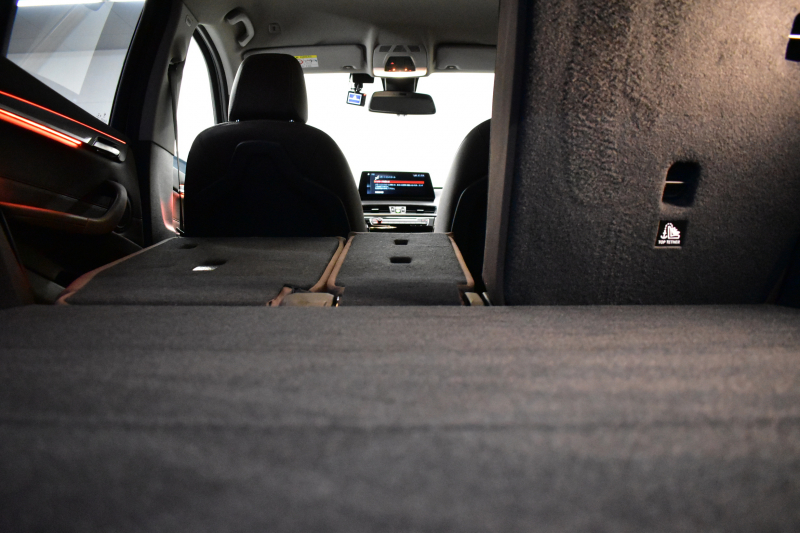 BMW X1 Xdrive18d Xﾗｲﾝ LCI後期 ﾌｪｲｽﾘﾌﾄ後ﾓﾃﾞﾙ 4WD ｱﾄﾞﾊﾞﾝｽﾄﾞｱｸﾃｨﾌﾞｾｰﾌﾃｨ&ﾊｲﾗｲﾝ&ｺﾝﾌｫｰﾄP 追従ACC ﾋｰﾀｰ付電動ﾓｶﾚｻﾞｰ LEDﾍｯﾄﾞﾗｲﾄ 車線逸脱&歩行者警告 衝突軽減ﾌﾞﾚｰｷ ﾀｯﾁﾊﾟﾈﾙﾅﾋﾞ Bｶﾒﾗ 電動Rｹﾞｰﾄ 18AW 2年保証