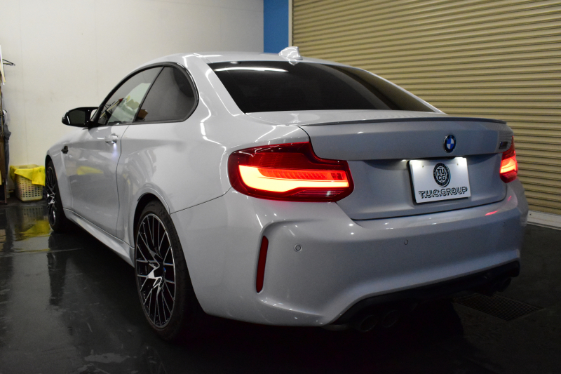 BMW Mシリーズ M2 ｺﾝﾍﾟﾃｨｼｮﾝ MDCT 7速DCT LCI後期  ﾊｰﾏﾝｶｰﾄﾞﾝ 社外ﾌﾙｾｸﾞTV 専用410馬力ｴﾝｼﾞﾝ LEDﾍｯﾄﾞﾗｲﾄ&ﾃｰﾙ ﾋｰﾀｰ付黒革 ﾀｯﾁﾊﾟﾈﾙHDDﾅﾋﾞBｶﾒﾗ 19AW 衝突軽減ﾌﾞﾚｰｷ 車線逸脱＆歩行者警告  Mｼｰﾄﾍﾞﾙﾄ ｶｰﾎﾞﾝｲﾝﾃﾘｱ 2年保証