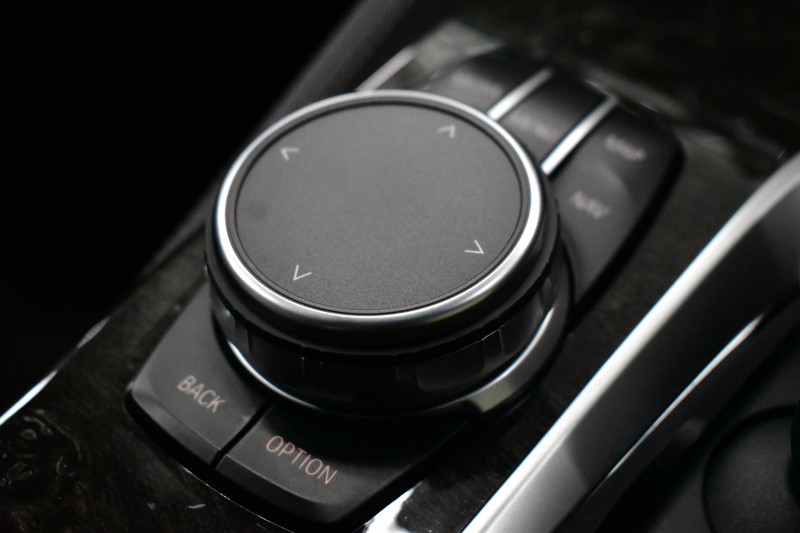 BMW 5シリーズ 540i Mｽﾎﾟｰﾂ ｻﾝﾙｰﾌ ｺﾝﾌｫｰﾄ&ﾊｲﾗｲﾝP 前席ｺﾝﾌｫｰﾄｼｰﾄ&ﾏｯｻｰｼﾞ&ﾍﾞﾝﾁﾚｰﾀｰ 全席ﾋｰﾀｰ付黒革 ﾊｰﾏﾝｶｰﾄﾞﾝ 4ｿﾞｰﾝAC 可変ｻｽ Mｽﾎﾟｰﾂﾌﾞﾚｰｷ LEDﾍｯﾄﾞﾗｲﾄ 液晶ﾒｰﾀｰ ACC LCW 全周囲ｶﾒﾗ  電動ﾄﾗﾝｸ 2年保証