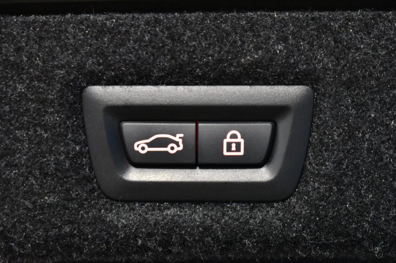 BMW 5シリーズ 540i Mｽﾎﾟｰﾂ ｻﾝﾙｰﾌ ｺﾝﾌｫｰﾄ&ﾊｲﾗｲﾝP 前席ｺﾝﾌｫｰﾄｼｰﾄ&ﾏｯｻｰｼﾞ&ﾍﾞﾝﾁﾚｰﾀｰ 全席ﾋｰﾀｰ付黒革 ﾊｰﾏﾝｶｰﾄﾞﾝ 4ｿﾞｰﾝAC 可変ｻｽ Mｽﾎﾟｰﾂﾌﾞﾚｰｷ LEDﾍｯﾄﾞﾗｲﾄ 液晶ﾒｰﾀｰ ACC LCW 全周囲ｶﾒﾗ  電動ﾄﾗﾝｸ 2年保証