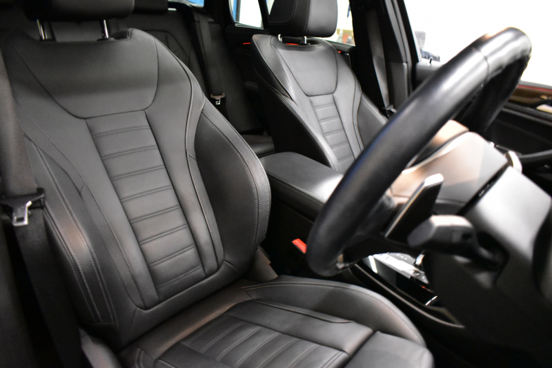 BMW X3 Xﾄﾞﾗｲﾌﾞ20d Mｽﾎﾟｰﾂ LCI後期 ﾊﾟﾉﾗﾏｻﾝﾙｰﾌ 20AW ｽﾃｱﾘﾝｸﾞﾋｰﾀｰ 変更後ﾃﾞｻﾞｲﾝ LEDﾍｯﾄﾞﾗｲﾄ 追従ACC 全席ﾋｰﾀｰ付黒革 LCW ﾗｲﾌﾞｺｯｸﾋﾟｯﾄ ｼﾞｪｽﾁｬｰC付ﾀｯﾁﾊﾟﾈﾙﾅﾋﾞﾌﾙｾｸﾞ全周囲ｶﾒﾗ 電動Rｹﾞｰﾄ 2年保証