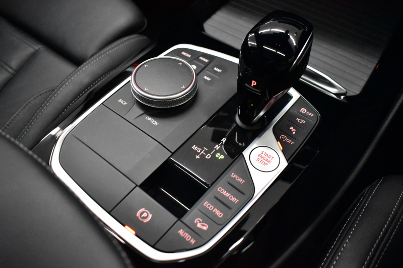 BMW X3 Xﾄﾞﾗｲﾌﾞ20d Mｽﾎﾟｰﾂ LCI後期 ﾊﾟﾉﾗﾏｻﾝﾙｰﾌ 20AW ｽﾃｱﾘﾝｸﾞﾋｰﾀｰ 変更後ﾃﾞｻﾞｲﾝ LEDﾍｯﾄﾞﾗｲﾄ 追従ACC 全席ﾋｰﾀｰ付黒革 LCW ﾗｲﾌﾞｺｯｸﾋﾟｯﾄ ｼﾞｪｽﾁｬｰC付ﾀｯﾁﾊﾟﾈﾙﾅﾋﾞﾌﾙｾｸﾞ全周囲ｶﾒﾗ 電動Rｹﾞｰﾄ 2年保証