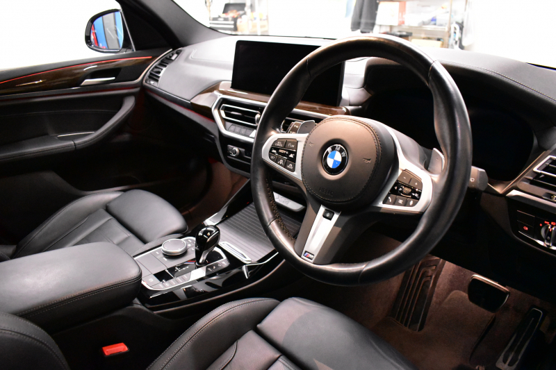 BMW X3 Xﾄﾞﾗｲﾌﾞ20d Mｽﾎﾟｰﾂ LCI後期 ﾊﾟﾉﾗﾏｻﾝﾙｰﾌ 20AW ｽﾃｱﾘﾝｸﾞﾋｰﾀｰ 変更後ﾃﾞｻﾞｲﾝ LEDﾍｯﾄﾞﾗｲﾄ 追従ACC 全席ﾋｰﾀｰ付黒革 LCW ﾗｲﾌﾞｺｯｸﾋﾟｯﾄ ｼﾞｪｽﾁｬｰC付ﾀｯﾁﾊﾟﾈﾙﾅﾋﾞﾌﾙｾｸﾞ全周囲ｶﾒﾗ 電動Rｹﾞｰﾄ 2年保証