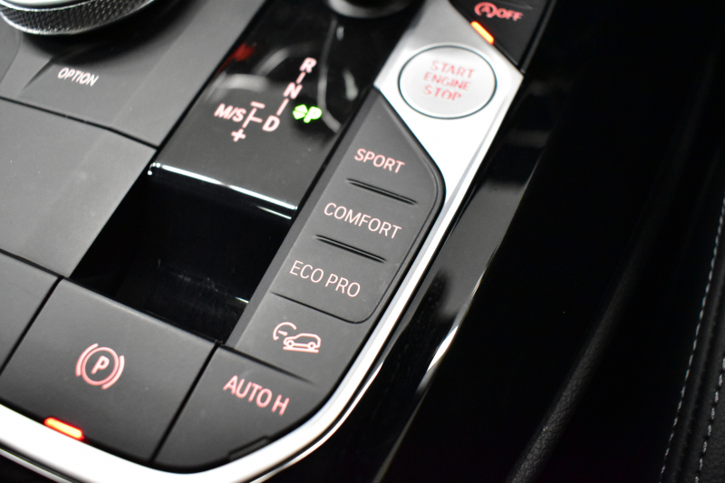 BMW X3 Xﾄﾞﾗｲﾌﾞ20d Mｽﾎﾟｰﾂ LCI後期 ﾊﾟﾉﾗﾏｻﾝﾙｰﾌ 20AW ｽﾃｱﾘﾝｸﾞﾋｰﾀｰ 変更後ﾃﾞｻﾞｲﾝ LEDﾍｯﾄﾞﾗｲﾄ 追従ACC 全席ﾋｰﾀｰ付黒革 LCW ﾗｲﾌﾞｺｯｸﾋﾟｯﾄ ｼﾞｪｽﾁｬｰC付ﾀｯﾁﾊﾟﾈﾙﾅﾋﾞﾌﾙｾｸﾞ全周囲ｶﾒﾗ 電動Rｹﾞｰﾄ 2年保証