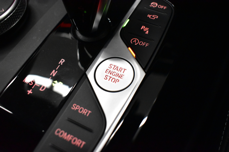 BMW X3 Xﾄﾞﾗｲﾌﾞ20d Mｽﾎﾟｰﾂ LCI後期 ﾊﾟﾉﾗﾏｻﾝﾙｰﾌ 20AW ｽﾃｱﾘﾝｸﾞﾋｰﾀｰ 変更後ﾃﾞｻﾞｲﾝ LEDﾍｯﾄﾞﾗｲﾄ 追従ACC 全席ﾋｰﾀｰ付黒革 LCW ﾗｲﾌﾞｺｯｸﾋﾟｯﾄ ｼﾞｪｽﾁｬｰC付ﾀｯﾁﾊﾟﾈﾙﾅﾋﾞﾌﾙｾｸﾞ全周囲ｶﾒﾗ 電動Rｹﾞｰﾄ 2年保証