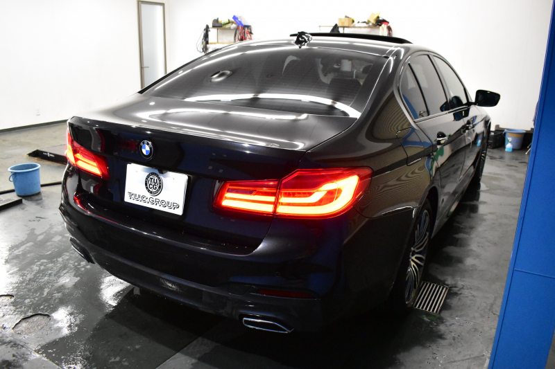 BMW 5シリーズ 540i Mｽﾎﾟｰﾂ 1ｵｰﾅｰ ｻﾝﾙｰﾌ ｲﾉﾍﾞｰｼｮﾝ&ﾊｲﾗｲﾝP 全席ﾋｰﾀｰ付黒革 HUD 可変ｻｽ Mｽﾎﾟｰﾂﾌﾞﾚｰｷ ｱﾀﾞﾌﾟﾃｨﾌﾞLEDﾍｯﾄﾞﾗｲﾄ 液晶ﾒｰﾀｰ ACC LCW ｼﾞｪｽﾁｬｰC付ﾀｯﾁﾊﾟﾈﾙﾅﾋﾞ全周囲ｶﾒﾗ ﾌﾙｾｸﾞ 電動ﾄﾗﾝｸ 2年保証