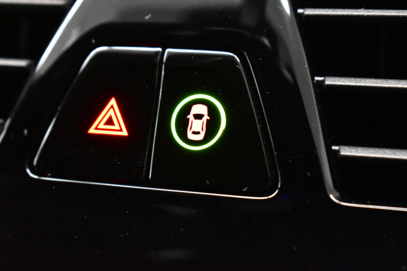 BMW 5シリーズ 540i Mｽﾎﾟｰﾂ 1ｵｰﾅｰ ｻﾝﾙｰﾌ ｲﾉﾍﾞｰｼｮﾝ&ﾊｲﾗｲﾝP 全席ﾋｰﾀｰ付黒革 HUD 可変ｻｽ Mｽﾎﾟｰﾂﾌﾞﾚｰｷ ｱﾀﾞﾌﾟﾃｨﾌﾞLEDﾍｯﾄﾞﾗｲﾄ 液晶ﾒｰﾀｰ ACC LCW ｼﾞｪｽﾁｬｰC付ﾀｯﾁﾊﾟﾈﾙﾅﾋﾞ全周囲ｶﾒﾗ ﾌﾙｾｸﾞ 電動ﾄﾗﾝｸ 2年保証