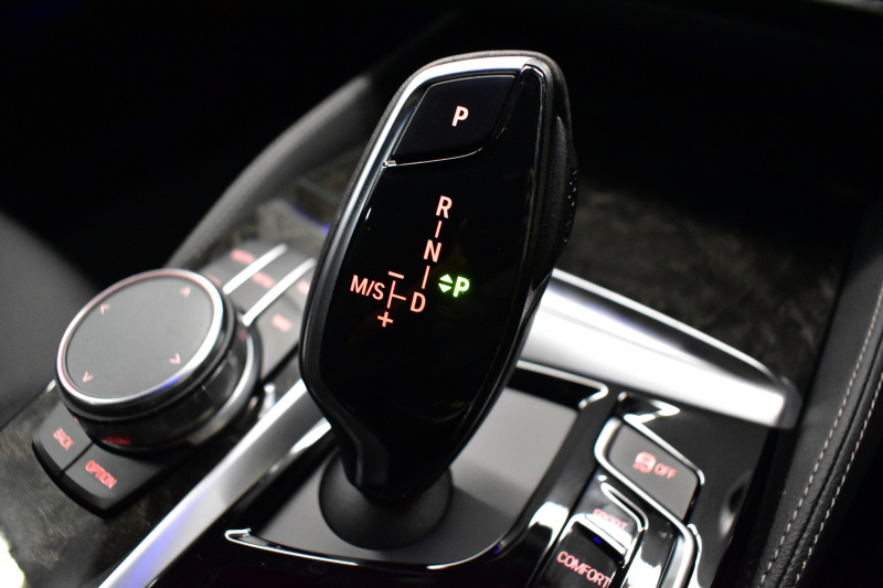 BMW 5シリーズ 540i Mｽﾎﾟｰﾂ 1ｵｰﾅｰ ｻﾝﾙｰﾌ ｲﾉﾍﾞｰｼｮﾝ&ﾊｲﾗｲﾝP 全席ﾋｰﾀｰ付黒革 HUD 可変ｻｽ Mｽﾎﾟｰﾂﾌﾞﾚｰｷ ｱﾀﾞﾌﾟﾃｨﾌﾞLEDﾍｯﾄﾞﾗｲﾄ 液晶ﾒｰﾀｰ ACC LCW ｼﾞｪｽﾁｬｰC付ﾀｯﾁﾊﾟﾈﾙﾅﾋﾞ全周囲ｶﾒﾗ ﾌﾙｾｸﾞ 電動ﾄﾗﾝｸ 2年保証