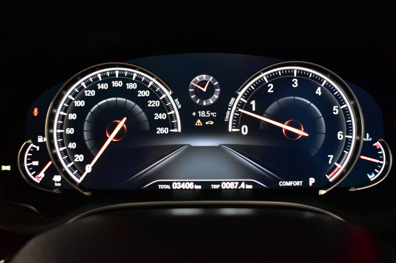 BMW 5シリーズ 540i Mｽﾎﾟｰﾂ 1ｵｰﾅｰ ｻﾝﾙｰﾌ ｲﾉﾍﾞｰｼｮﾝ&ﾊｲﾗｲﾝP 全席ﾋｰﾀｰ付黒革 HUD 可変ｻｽ Mｽﾎﾟｰﾂﾌﾞﾚｰｷ ｱﾀﾞﾌﾟﾃｨﾌﾞLEDﾍｯﾄﾞﾗｲﾄ 液晶ﾒｰﾀｰ ACC LCW ｼﾞｪｽﾁｬｰC付ﾀｯﾁﾊﾟﾈﾙﾅﾋﾞ全周囲ｶﾒﾗ ﾌﾙｾｸﾞ 電動ﾄﾗﾝｸ 2年保証