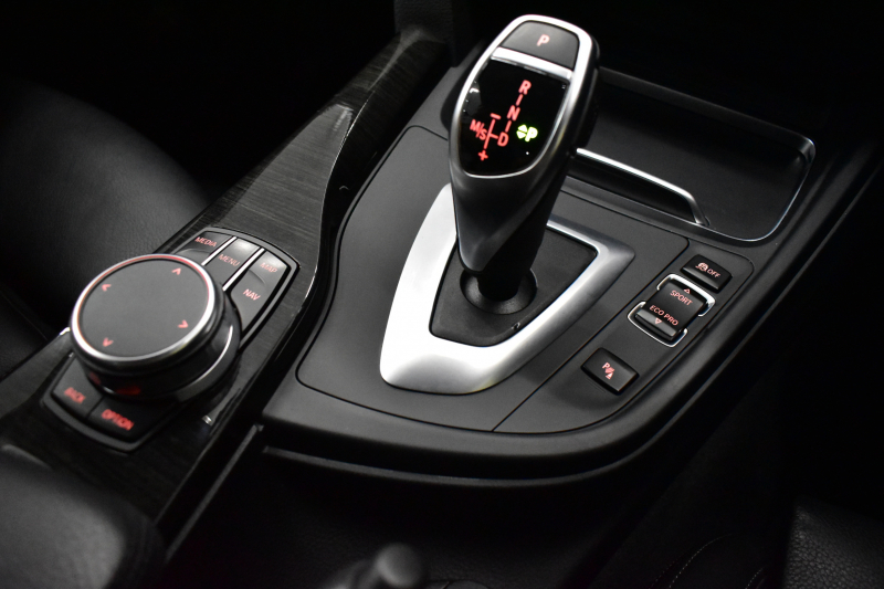 BMW 4シリーズ 440i ｶﾌﾞﾘｵﾚ Mｽﾎﾟｰﾂ LCI後期 ﾌﾟﾗｽP ﾍｷｻｺﾞﾅﾙLEDﾍｯﾄﾞﾗｲﾄ&ﾃｰﾙ 追従ACC HUD ﾋｰﾀｰ付黒革 ｴｱｶﾗｰ 液晶ﾒｰﾀｰ harman/kardon 19AW LCW  ﾀｯﾁﾊﾟﾈﾙHDDﾅﾋﾞBｶﾒﾗ ﾌﾙｾｸﾞ 2年保証