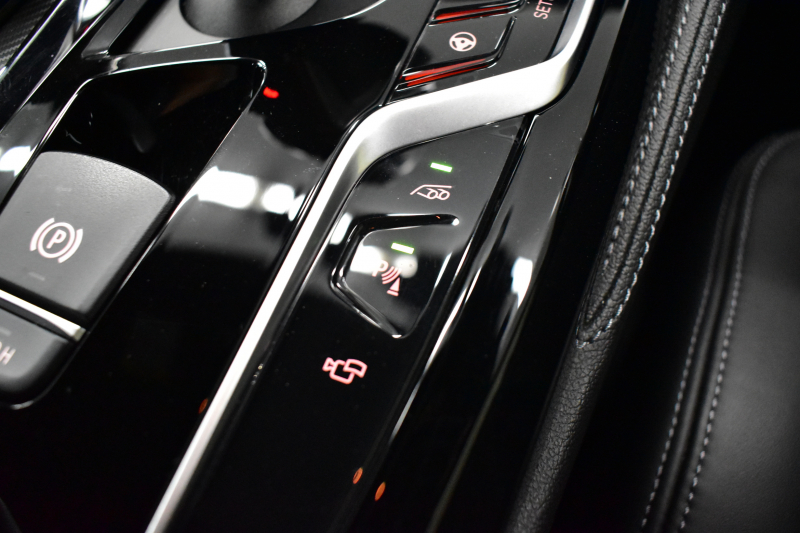 BMW Mシリーズ M5 V8ﾂｲﾝﾀｰﾎﾞ600馬力 MxDrive Bowers&Wilkins ｺﾝﾌｫｰﾄ&MﾄﾞﾗｲﾊﾞｰｽﾞP 全席ﾋｰﾀｰ&前席ﾍﾞﾝﾁﾚｰｼｮﾝ&ﾏｯｻｰｼﾞ付黒ﾒﾘﾉ革 ｽﾃｱﾘﾝｸﾞﾋｰﾀｰ ｱﾝﾋﾞｴﾝﾄｴｱP  追従ACC LCW LEDﾍｯﾄﾞﾗｲﾄ HUD 液晶ﾒｰﾀｰ 3Dﾋﾞｭｰ 20AW ｿﾌﾄｸﾛｰｽﾞﾄﾞｱ 2年保証