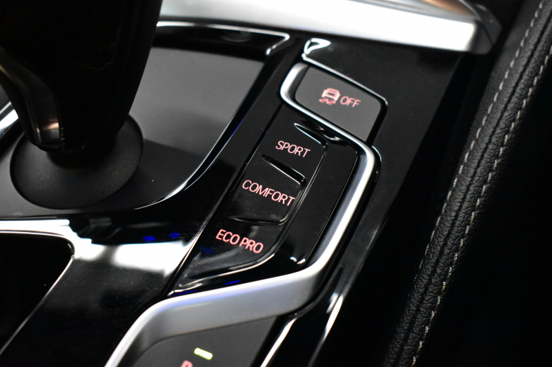 BMW 5シリーズ 530i Mｽﾎﾟｰﾂ ｻﾝﾙｰﾌ ﾊｲﾗｲﾝP 高出力ﾓﾃﾞﾙ 全席ﾋｰﾀｰ付黒革 LEDﾍｯﾄﾞﾗｲﾄ 追従ACC  Mｽﾎﾟｰﾂﾌﾞﾚｰｷ 19AW 液晶ﾒｰﾀｰ 車線変更警告 ﾀｯﾁﾊﾟﾈﾙ対応iﾄﾞﾗｲﾌﾞﾅﾋﾞﾌﾙｾｸﾞ全周囲ｶﾒﾗ Pｱｼｽﾄ 電動ﾄﾗﾝｸ 2年保証