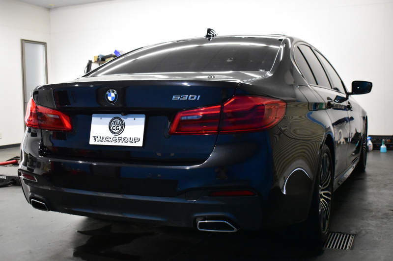 BMW 5シリーズ 530i Mｽﾎﾟｰﾂ ｻﾝﾙｰﾌ ﾊｲﾗｲﾝP 高出力ﾓﾃﾞﾙ 全席ﾋｰﾀｰ付黒革 LEDﾍｯﾄﾞﾗｲﾄ 追従ACC  Mｽﾎﾟｰﾂﾌﾞﾚｰｷ 19AW 液晶ﾒｰﾀｰ 車線変更警告 ﾀｯﾁﾊﾟﾈﾙ対応iﾄﾞﾗｲﾌﾞﾅﾋﾞﾌﾙｾｸﾞ全周囲ｶﾒﾗ Pｱｼｽﾄ 電動ﾄﾗﾝｸ 2年保証