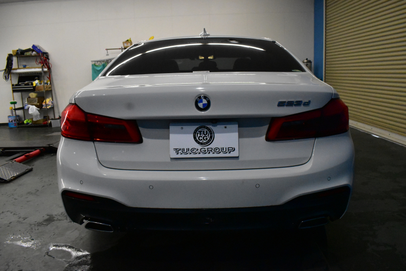 BMW 5シリーズ 523d Mｽﾎﾟｰﾂ ﾊｲﾗｲﾝP 全席ﾋｰﾀｰ付黒革 HUD LEDﾍｯﾄﾞﾗｲﾄ 追従ACC ｿﾌﾄｸﾛｰｽﾞﾄﾞｱ 液晶ﾒｰﾀｰ ｼﾞｪｽﾁｬ-C付ﾀｯﾁﾊﾟﾈﾙ対応iﾄﾞﾗｲﾌﾞHDDﾅﾋﾞﾌﾙｾｸﾞ 全周囲ｶﾒﾗ3Dﾋﾞｭｰ 車線変更&逸脱警告 衝突軽減ﾌﾞﾚｰｷ 電動ﾄﾗﾝｸ 2年保証