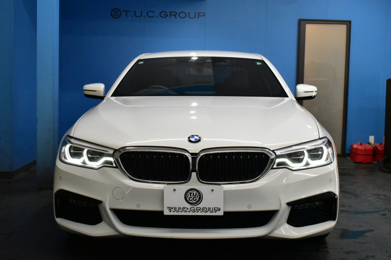 BMW 5シリーズ 530i Mｽﾎﾟｰﾂ ｲﾉﾍﾞｰｼｮﾝ＆ﾊｲﾗｲﾝP 高出力ﾓﾃﾞﾙ  型式変更後(JR20) 全席ﾋｰﾀｰ付黒革 LEDﾍｯﾄﾞﾗｲﾄ 追従ACC  HUD Mｽﾎﾟｰﾂﾌﾞﾚｰｷ 19AW 全面液晶ﾒｰﾀｰ LCW ｼﾞｪｽﾁｬｰC付ﾀｯﾁﾊﾟﾈﾙ対応iﾄﾞﾗｲﾌﾞﾅﾋﾞﾌﾙｾｸﾞ全周囲ｶﾒﾗ Pｱｼｽﾄ ﾜｲﾔﾚｽ充電 電動ﾄﾗﾝｸ 2年保証
