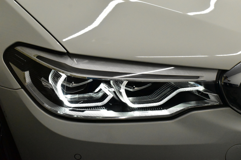 BMW 5シリーズ 530i Mｽﾎﾟｰﾂ ｲﾉﾍﾞｰｼｮﾝ＆ﾊｲﾗｲﾝP 高出力ﾓﾃﾞﾙ  型式変更後(JR20) 全席ﾋｰﾀｰ付黒革 LEDﾍｯﾄﾞﾗｲﾄ 追従ACC  HUD Mｽﾎﾟｰﾂﾌﾞﾚｰｷ 19AW 全面液晶ﾒｰﾀｰ LCW ｼﾞｪｽﾁｬｰC付ﾀｯﾁﾊﾟﾈﾙ対応iﾄﾞﾗｲﾌﾞﾅﾋﾞﾌﾙｾｸﾞ全周囲ｶﾒﾗ Pｱｼｽﾄ ﾜｲﾔﾚｽ充電 電動ﾄﾗﾝｸ 2年保証