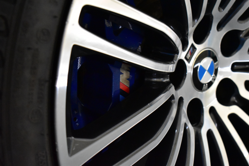 BMW 5シリーズ 530i Mｽﾎﾟｰﾂ ｲﾉﾍﾞｰｼｮﾝ＆ﾊｲﾗｲﾝP 高出力ﾓﾃﾞﾙ  型式変更後(JR20) 全席ﾋｰﾀｰ付黒革 LEDﾍｯﾄﾞﾗｲﾄ 追従ACC  HUD Mｽﾎﾟｰﾂﾌﾞﾚｰｷ 19AW 全面液晶ﾒｰﾀｰ LCW ｼﾞｪｽﾁｬｰC付ﾀｯﾁﾊﾟﾈﾙ対応iﾄﾞﾗｲﾌﾞﾅﾋﾞﾌﾙｾｸﾞ全周囲ｶﾒﾗ Pｱｼｽﾄ ﾜｲﾔﾚｽ充電 電動ﾄﾗﾝｸ 2年保証