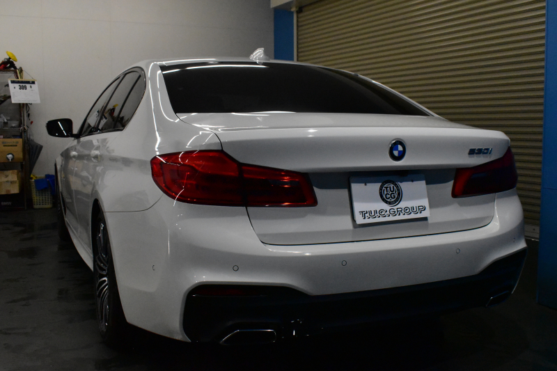BMW 5シリーズ 530i Mｽﾎﾟｰﾂ ｲﾉﾍﾞｰｼｮﾝ＆ﾊｲﾗｲﾝP 高出力ﾓﾃﾞﾙ  型式変更後(JR20) 全席ﾋｰﾀｰ付黒革 LEDﾍｯﾄﾞﾗｲﾄ 追従ACC  HUD Mｽﾎﾟｰﾂﾌﾞﾚｰｷ 19AW 全面液晶ﾒｰﾀｰ LCW ｼﾞｪｽﾁｬｰC付ﾀｯﾁﾊﾟﾈﾙ対応iﾄﾞﾗｲﾌﾞﾅﾋﾞﾌﾙｾｸﾞ全周囲ｶﾒﾗ Pｱｼｽﾄ ﾜｲﾔﾚｽ充電 電動ﾄﾗﾝｸ 2年保証
