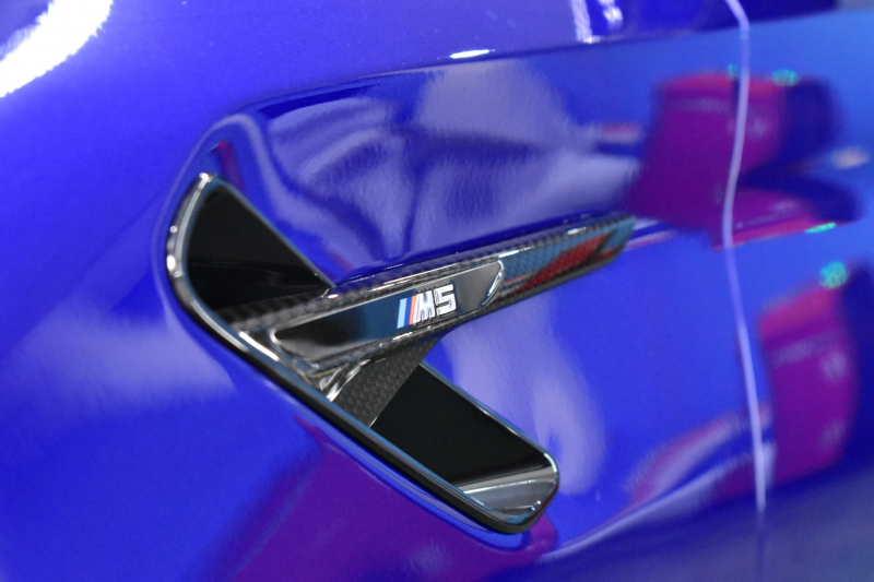 BMW Mシリーズ M5 V8ﾂｲﾝﾀｰﾎﾞ600馬力 MxDrive 令和8年5月ﾘﾁｳﾑｲｵﾝﾊﾞｯﾃﾘｰ交換済 ｺﾝﾌｫｰﾄP 全席ﾋｰﾀｰ&前席ﾍﾞﾝﾁﾚｰｼｮﾝ&ﾏｯｻｰｼﾞ付ｼﾙﾊﾞｰｽﾄｰﾝﾒﾘﾉ革 ｽﾃｱﾘﾝｸﾞﾋｰﾀｰ ｱﾝﾋﾞｴﾝﾄｴｱP  追従ACC LCW LED HUD 液晶ﾒｰﾀｰ 3Dﾋﾞｭｰ 20AW ｿﾌﾄｸﾛｰｽﾞﾄﾞｱ 2年保証
