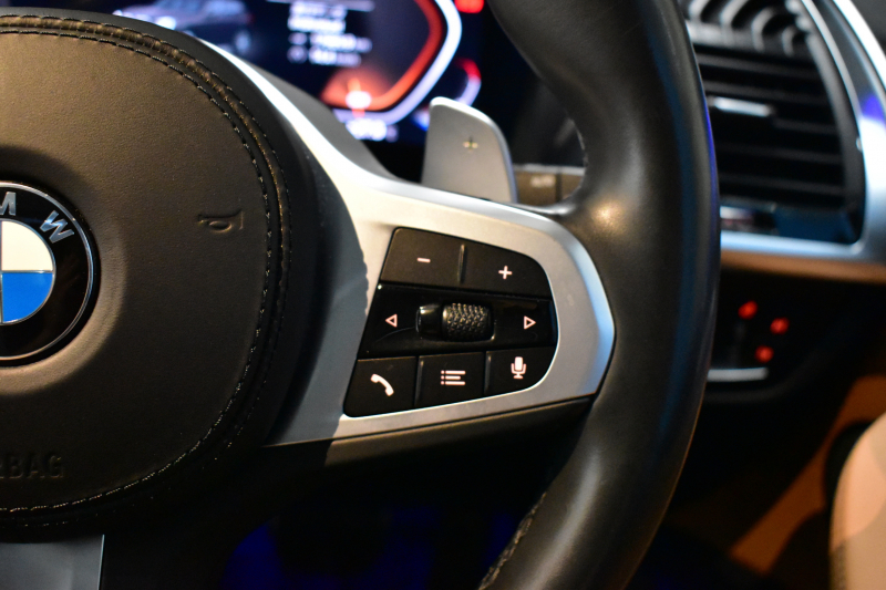 BMW X3 Xﾄﾞﾗｲﾌﾞ20d Mｽﾎﾟｰﾂ ｾﾚｸﾄ&ﾊｲﾗｲﾝP ﾊﾟﾉﾗﾏｻﾝR 型式変更後ﾓﾃﾞﾙ(UZ20) harman/kardon ﾗｲﾌﾞｺｯｸﾋﾟｯﾄ  20AW LEDﾍｯﾄﾞﾗｲﾄ ACC HUD 全席ﾋｰﾀｰ付茶革 LCW ﾀｯﾁﾊﾟﾈﾙﾅﾋﾞ  電動Rｹﾞｰﾄ ﾜｲﾔﾚｽ充電  2年保証