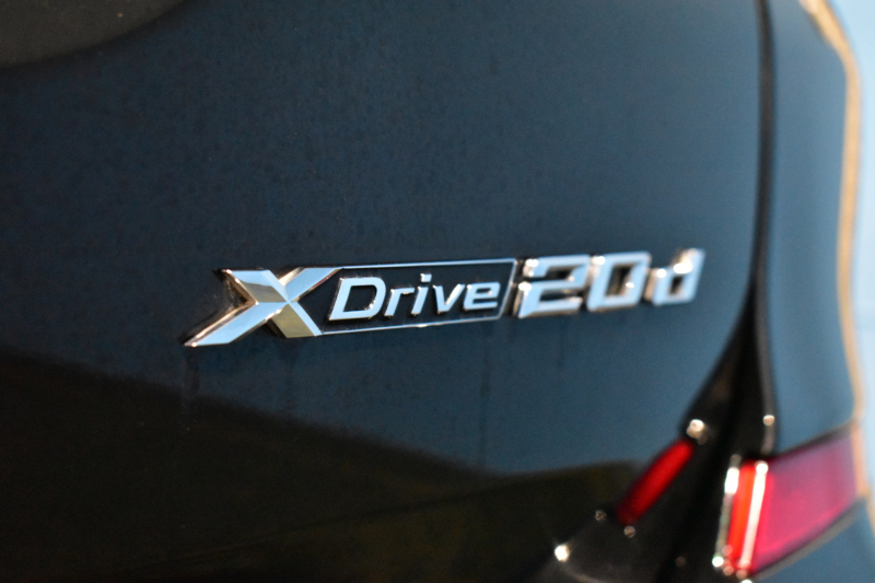 BMW X3 Xﾄﾞﾗｲﾌﾞ20d Mｽﾎﾟｰﾂ ｾﾚｸﾄ&ﾊｲﾗｲﾝP ﾊﾟﾉﾗﾏｻﾝR 型式変更後ﾓﾃﾞﾙ(UZ20) harman/kardon ﾗｲﾌﾞｺｯｸﾋﾟｯﾄ  20AW LEDﾍｯﾄﾞﾗｲﾄ ACC HUD 全席ﾋｰﾀｰ付茶革 LCW ﾀｯﾁﾊﾟﾈﾙﾅﾋﾞ  電動Rｹﾞｰﾄ ﾜｲﾔﾚｽ充電  2年保証