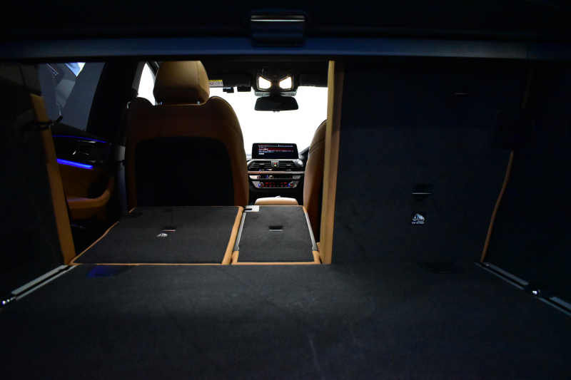 BMW X3 Xﾄﾞﾗｲﾌﾞ20d Mｽﾎﾟｰﾂ ｾﾚｸﾄ&ﾊｲﾗｲﾝP ﾊﾟﾉﾗﾏｻﾝR 型式変更後ﾓﾃﾞﾙ(UZ20) harman/kardon ﾗｲﾌﾞｺｯｸﾋﾟｯﾄ  20AW LEDﾍｯﾄﾞﾗｲﾄ ACC HUD 全席ﾋｰﾀｰ付茶革 LCW ﾀｯﾁﾊﾟﾈﾙﾅﾋﾞ  電動Rｹﾞｰﾄ ﾜｲﾔﾚｽ充電  2年保証