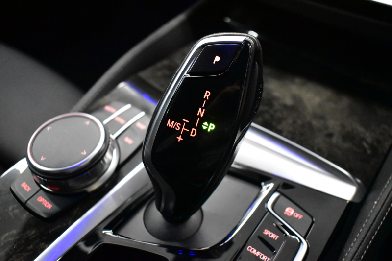 BMW 5シリーズ 530i Mｽﾎﾟｰﾂ ﾊｲﾗｲﾝP 高出力ﾓﾃﾞﾙ 1ｵｰﾅｰ 全席ﾋｰﾀｰ付黒革 LEDﾍｯﾄﾞﾗｲﾄ 追従ACC  Mｽﾎﾟｰﾂﾌﾞﾚｰｷ 19AW 液晶ﾒｰﾀｰ 車線変更警告 ﾀｯﾁﾊﾟﾈﾙ対応iﾄﾞﾗｲﾌﾞﾅﾋﾞﾌﾙｾｸﾞ全周囲ｶﾒﾗ Pｱｼｽﾄ 電動ﾄﾗﾝｸ 2年保証