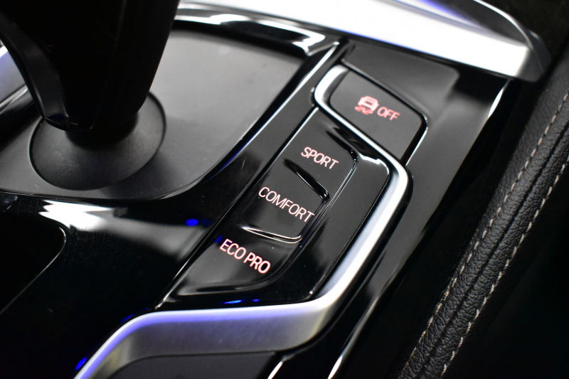 BMW 5シリーズ 530i Mｽﾎﾟｰﾂ ﾊｲﾗｲﾝP 高出力ﾓﾃﾞﾙ 1ｵｰﾅｰ 全席ﾋｰﾀｰ付黒革 LEDﾍｯﾄﾞﾗｲﾄ 追従ACC  Mｽﾎﾟｰﾂﾌﾞﾚｰｷ 19AW 液晶ﾒｰﾀｰ 車線変更警告 ﾀｯﾁﾊﾟﾈﾙ対応iﾄﾞﾗｲﾌﾞﾅﾋﾞﾌﾙｾｸﾞ全周囲ｶﾒﾗ Pｱｼｽﾄ 電動ﾄﾗﾝｸ 2年保証