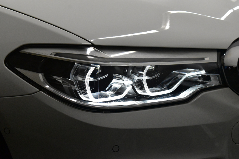 BMW 5シリーズ 530i Mｽﾎﾟｰﾂ ﾊｲﾗｲﾝP 高出力ﾓﾃﾞﾙ 1ｵｰﾅｰ 全席ﾋｰﾀｰ付黒革 LEDﾍｯﾄﾞﾗｲﾄ 追従ACC  Mｽﾎﾟｰﾂﾌﾞﾚｰｷ 19AW 液晶ﾒｰﾀｰ 車線変更警告 ﾀｯﾁﾊﾟﾈﾙ対応iﾄﾞﾗｲﾌﾞﾅﾋﾞﾌﾙｾｸﾞ全周囲ｶﾒﾗ Pｱｼｽﾄ 電動ﾄﾗﾝｸ 2年保証