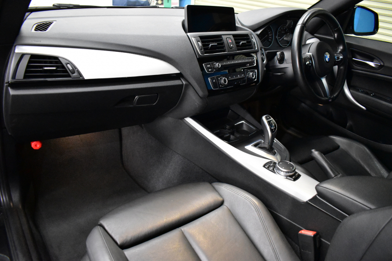 BMW 2シリーズ M235iｸｰﾍﾟ 直6ﾀｰﾎﾞ 326馬力 ﾚｻﾞｰ＆ﾊﾟｰｷﾝｸﾞｻﾎﾟｰﾄP ﾋｰﾀｰ付黒革 ｱﾀﾞﾌﾟﾃｨﾌﾞMｻｽﾍﾟﾝｼｮﾝ 大型ﾌﾞﾚｰｷｼｽﾃﾑ 車線逸脱&歩行者警告 衝突軽減ﾌﾞﾚｰｷ  18AW ﾀｯﾁﾊﾟｯﾄﾞ式iﾄﾞﾗｲﾌﾞHDDﾅﾋﾞ  Bｶﾒﾗ ﾘｱPDC  ﾄﾞﾗﾊﾟﾌｫ ｽﾏｰﾄｷｰ 2年保証