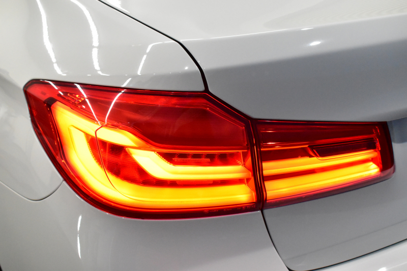 BMW 5シリーズ 530i Mｽﾎﾟｰﾂ ﾊｲﾗｲﾝP 高出力ﾓﾃﾞﾙ 全席ﾋｰﾀｰ付黒革 ｱﾀﾞﾌﾟﾃｨﾌﾞLEDﾍｯﾄﾞﾗｲﾄ 追従ACC Mｽﾎﾟｰﾂﾌﾞﾚｰｷ 19AW 液晶ﾒｰﾀｰ 車線変更警告 ﾀｯﾁﾊﾟﾈﾙ対応iﾄﾞﾗｲﾌﾞﾅﾋﾞﾌﾙｾｸﾞ全周囲ｶﾒﾗ Pｱｼｽﾄ 電動ﾄﾗﾝｸ 2年保証